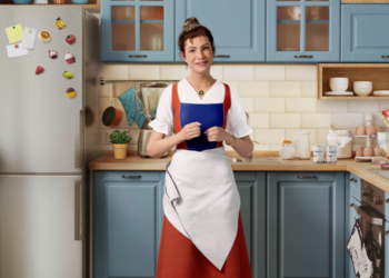 A Moça do Leite Moça da Nestlé® ganha vida em versão humanizada